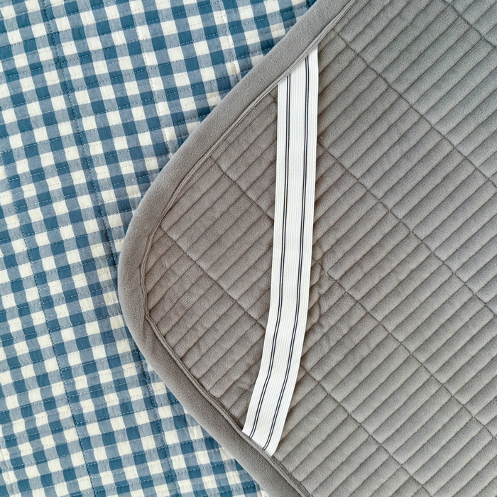 91家纺网 家纺一手货源 找家纺 梵朴 2025新款A类棉加绒一面纯棉一面宝宝婴儿牛奶绒双面可用床盖学生宿舍床垫炕盖-学生床图 暖绒蓝小格