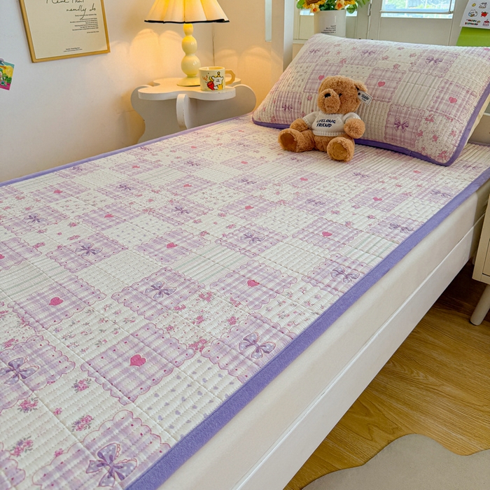 91家纺网 家纺一手货源 找家纺 梵朴 2025新款A类棉加绒一面纯棉一面宝宝婴儿牛奶绒双面可用床盖学生宿舍床垫炕盖-学生床图 甜美蝴蝶结紫