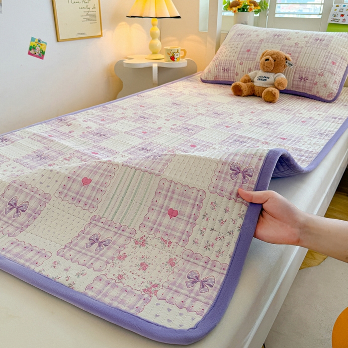 91家纺网 家纺一手货源 找家纺 梵朴 2025新款A类棉加绒一面纯棉一面宝宝婴儿牛奶绒双面可用床盖学生宿舍床垫炕盖-学生床图 甜美蝴蝶结紫