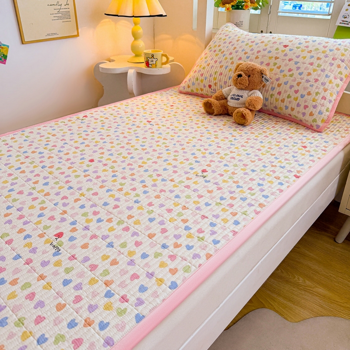 91家纺网 家纺一手货源 找家纺 梵朴 2025新款A类棉加绒一面纯棉一面宝宝婴儿牛奶绒双面可用床盖学生宿舍床垫炕盖-学生床图 五彩小爱心