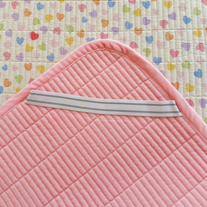 91家纺网 家纺一手货源 找家纺 梵朴 2025新款A类棉加绒一面纯棉一面宝宝婴儿牛奶绒双面可用床盖学生宿舍床垫炕盖-学生床图 五彩小爱心