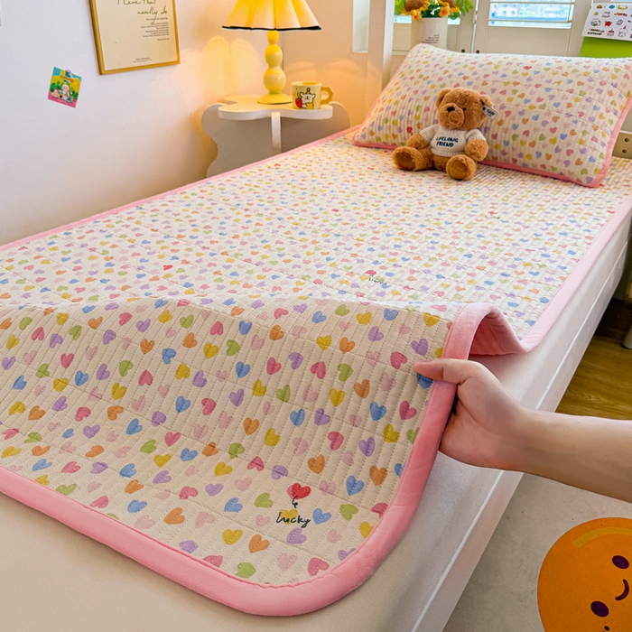 91家纺网 家纺一手货源 找家纺 梵朴 2025新款A类棉加绒一面纯棉一面宝宝婴儿牛奶绒双面可用床盖学生宿舍床垫炕盖-学生床图 五彩小爱心