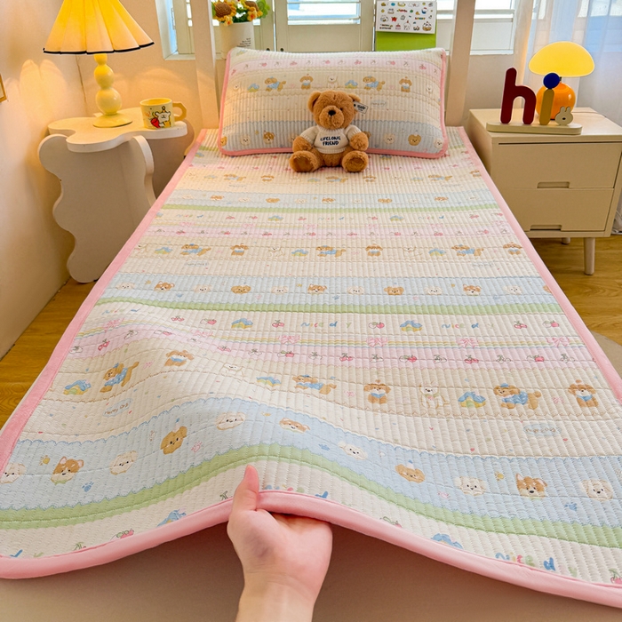 91家纺网 家纺一手货源 找家纺 梵朴 2025新款A类棉加绒一面纯棉一面宝宝婴儿牛奶绒双面可用床盖学生宿舍床垫炕盖-学生床图 小狗派对