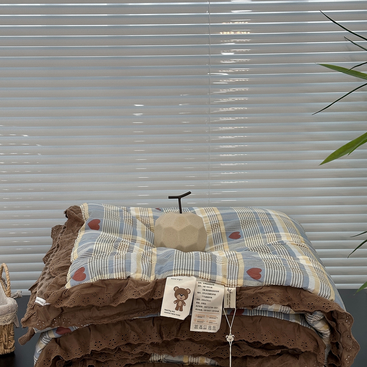 91家纺网 家纺一手货源 找家纺 佰织鑫家居 2025秋冬加厚纯棉全棉法式豆豆被被子被芯 莱恩