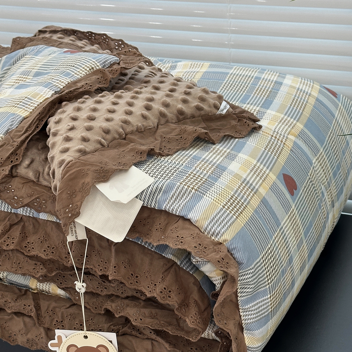 91家纺网 家纺一手货源 找家纺 佰织鑫家居 2025秋冬加厚纯棉全棉法式豆豆被被子被芯 莱恩