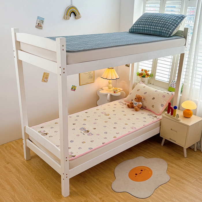 91家纺网 家纺一手货源 找家纺 梵朴 2025新款A类棉加绒一面纯棉一面宝宝婴儿牛奶绒双面可用床盖学生宿舍床垫炕盖-学生床图 小时代