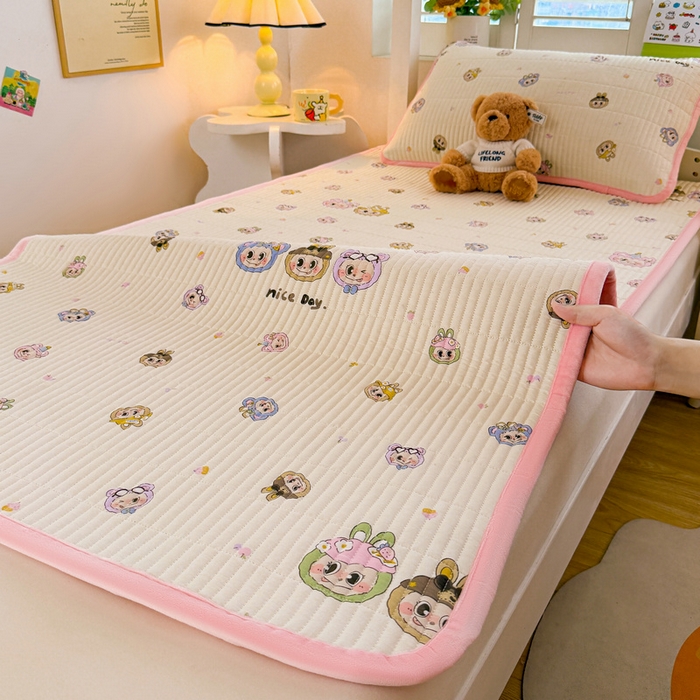 91家纺网 家纺一手货源 找家纺 梵朴 2025新款A类棉加绒一面纯棉一面宝宝婴儿牛奶绒双面可用床盖学生宿舍床垫炕盖-学生床图 小时代