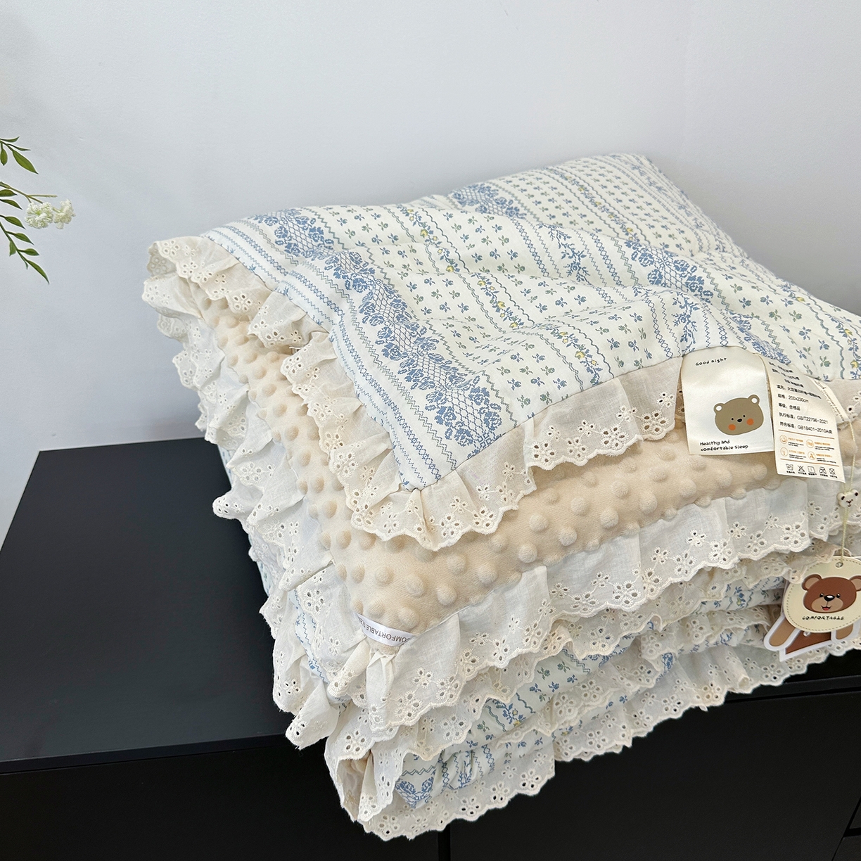 91家纺网 家纺一手货源 找家纺 佰织鑫家居 2025秋冬加厚纯棉全棉法式豆豆被被子被芯 蓝颜