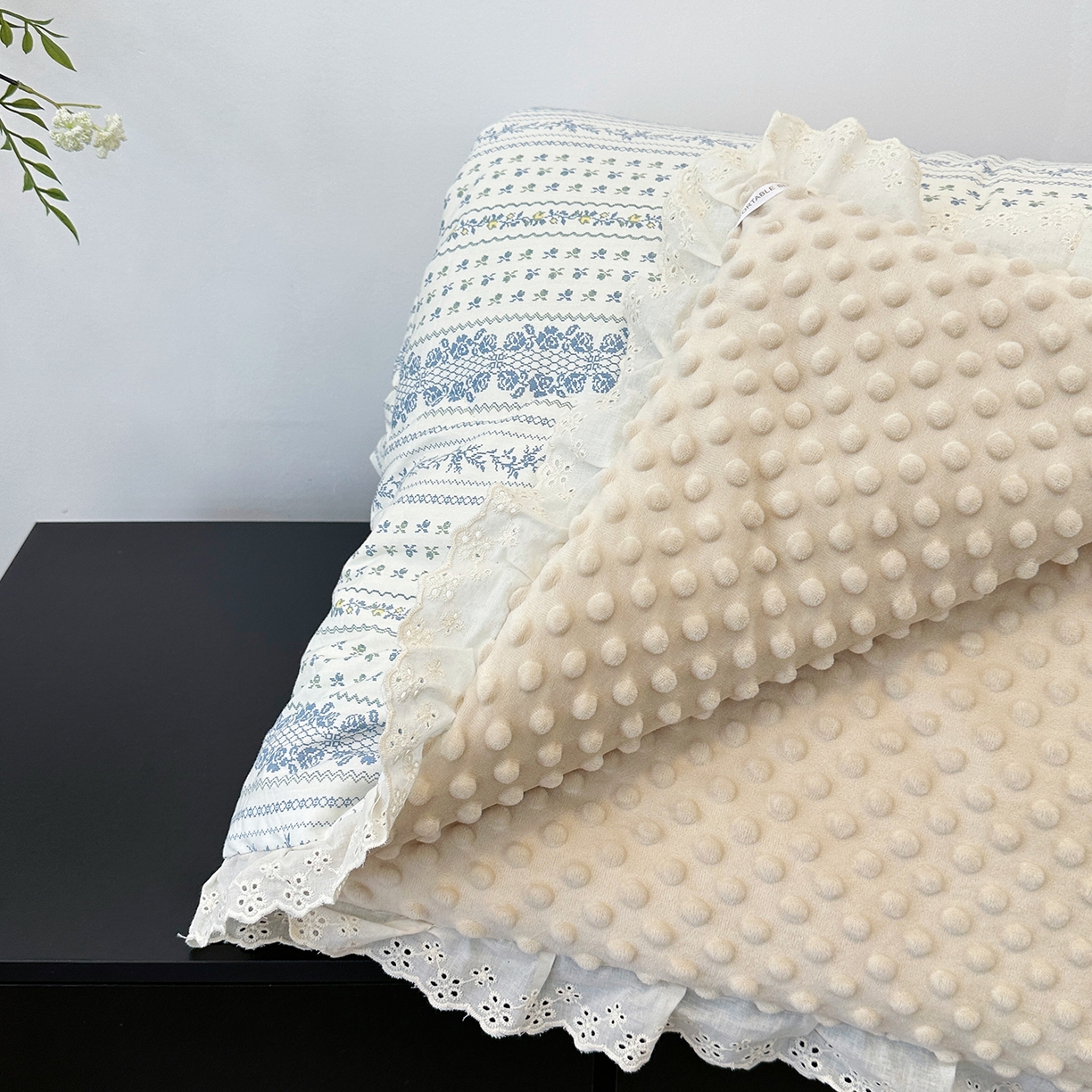 91家纺网 家纺一手货源 找家纺 佰织鑫家居 2025秋冬加厚纯棉全棉法式豆豆被被子被芯 蓝颜