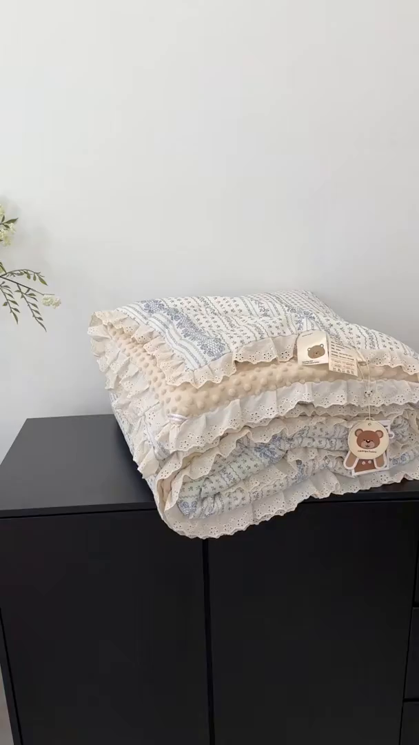 91家纺网 家纺一手货源 找家纺 佰织鑫家居 2025秋冬加厚纯棉全棉法式豆豆被被子被芯 蓝颜