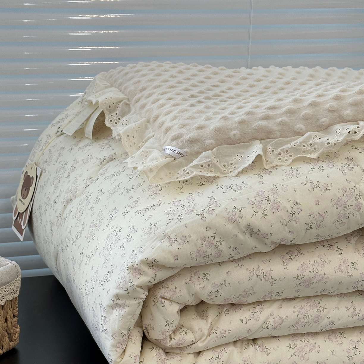 91家纺网 家纺一手货源 找家纺 佰织鑫家居 2025秋冬加厚纯棉全棉法式豆豆被被子被芯 桃花庵