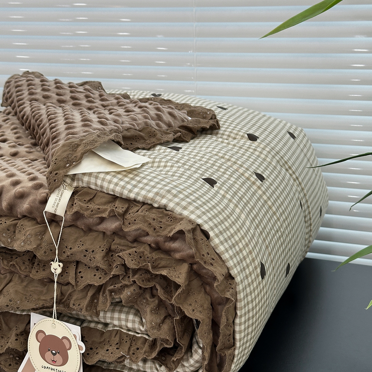 91家纺网 家纺一手货源 找家纺 佰织鑫家居 2025秋冬加厚纯棉全棉法式豆豆被被子被芯 甜心格