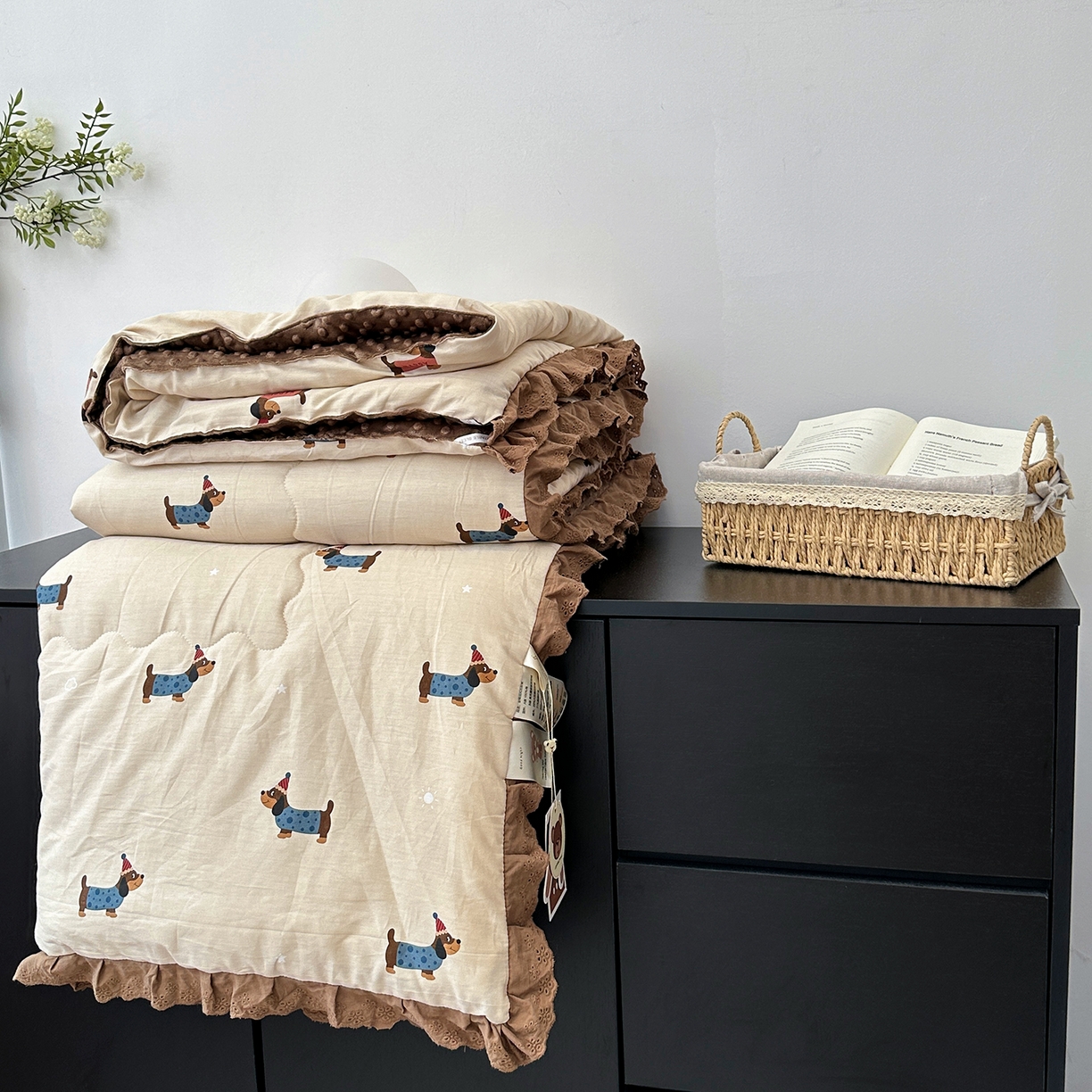 91家纺网 家纺一手货源 找家纺 佰织鑫家居 2025秋冬加厚纯棉全棉法式豆豆被被子被芯 小柴犬