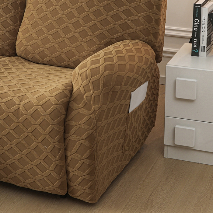 91家纺网 家纺一手货源 找家纺 千彤沙发垫 2025新款全包防尘芝华士沙发套-菱形格系列 咖色