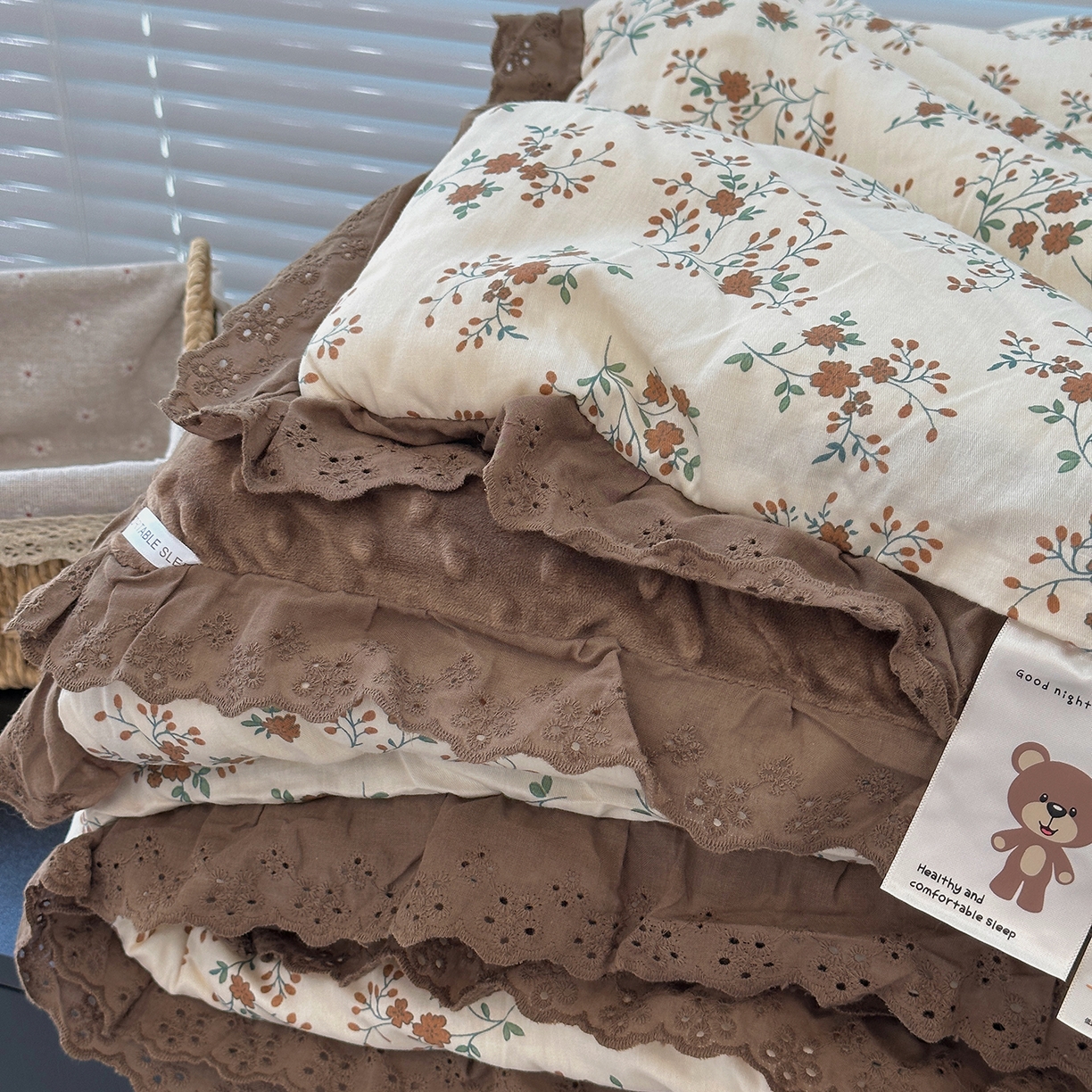 91家纺网 家纺一手货源 找家纺 佰织鑫家居 2025秋冬加厚纯棉全棉法式豆豆被被子被芯 月桂