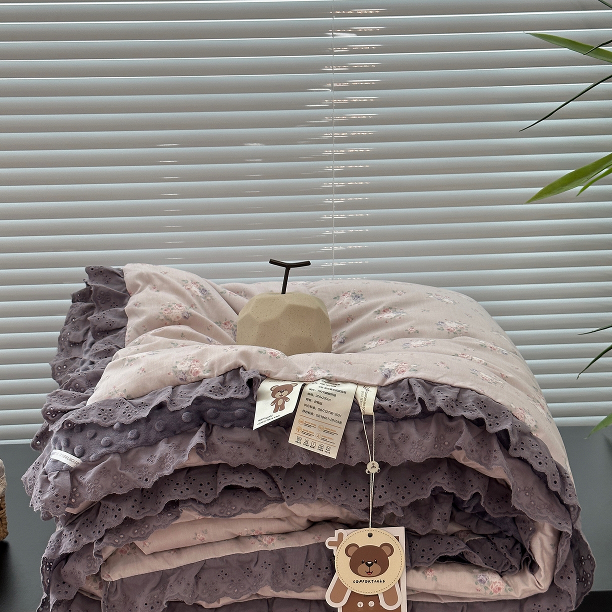 91家纺网 家纺一手货源 找家纺 佰织鑫家居 2025秋冬加厚纯棉全棉法式豆豆被被子被芯 紫苏