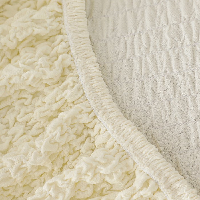 91家纺网 家纺一手货源 找家纺 千彤沙发垫 2025新款全包防尘芝华士沙发套-褶皱泡泡布系列 米白