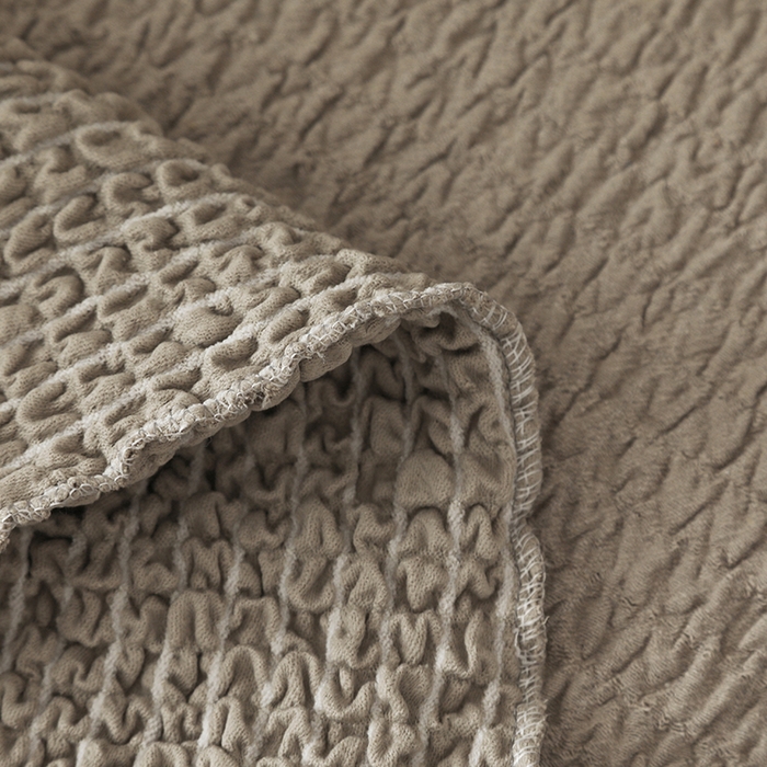 91家纺网 家纺一手货源 找家纺 千彤沙发垫 2025新款全包防尘芝华士沙发套-褶皱泡泡布系列 咖色