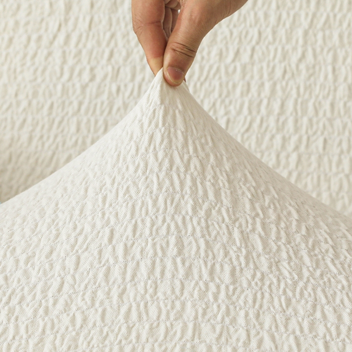 91家纺网 家纺一手货源 找家纺 千彤沙发垫 2025新款全包防尘芝华士沙发套-褶皱泡泡布系列 米白