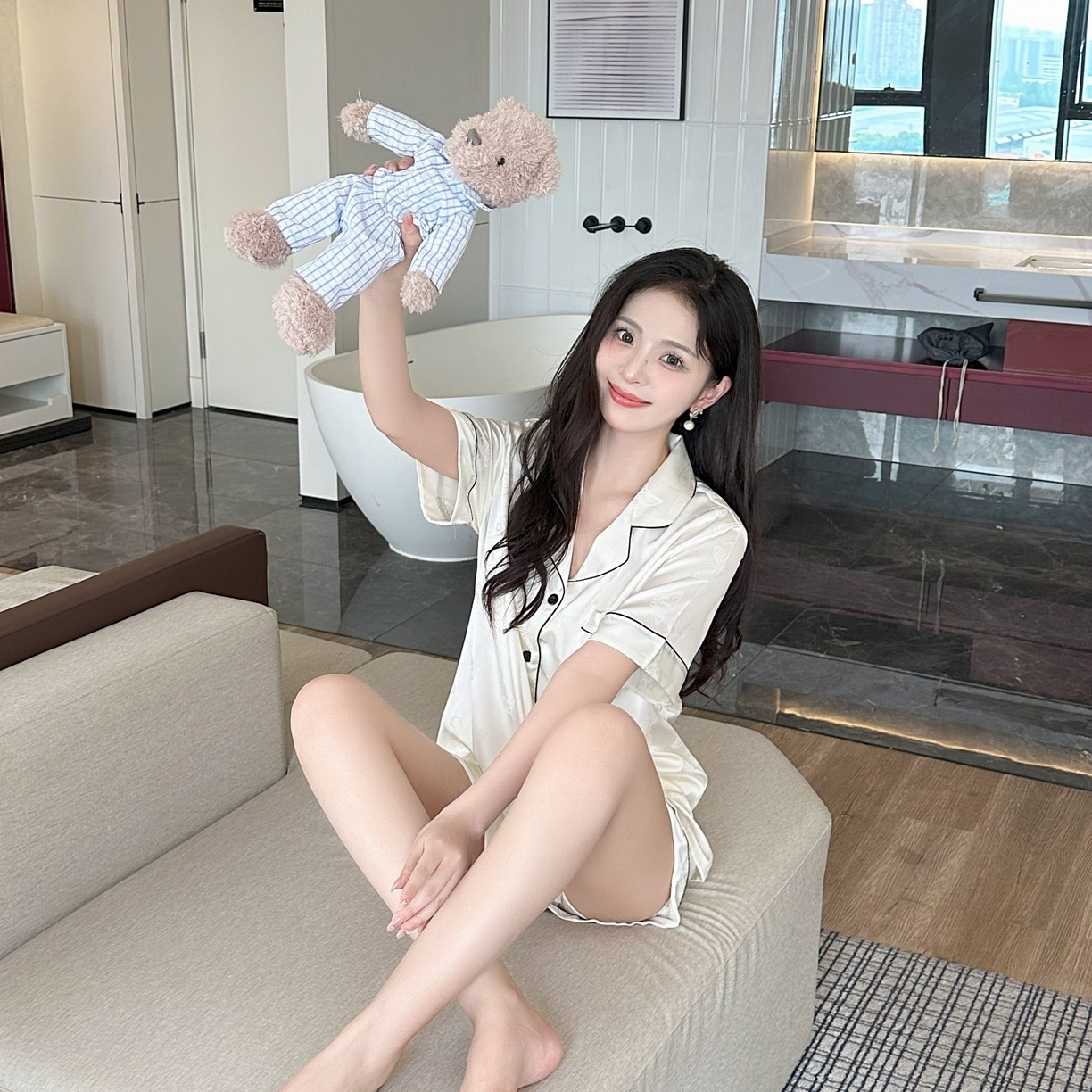 91家纺网 家纺一手货源 找家纺 （总）妍景家居生活馆 2025新款冰雪丝简约小翻领短袖短裤