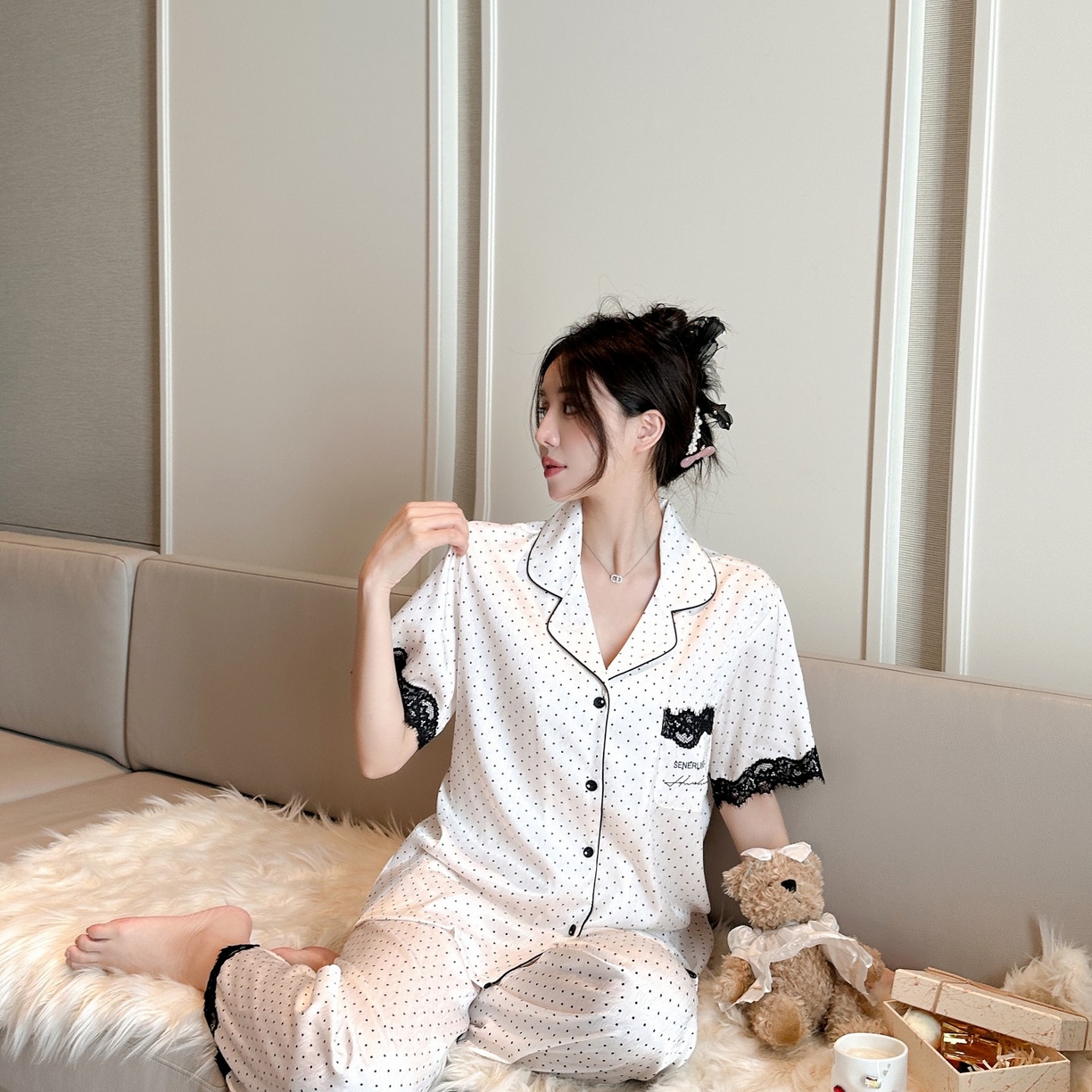 91家纺网 家纺一手货源 找家纺 妍景家居生活馆 2025新款冰雪丝蕾丝波点三件套 白色