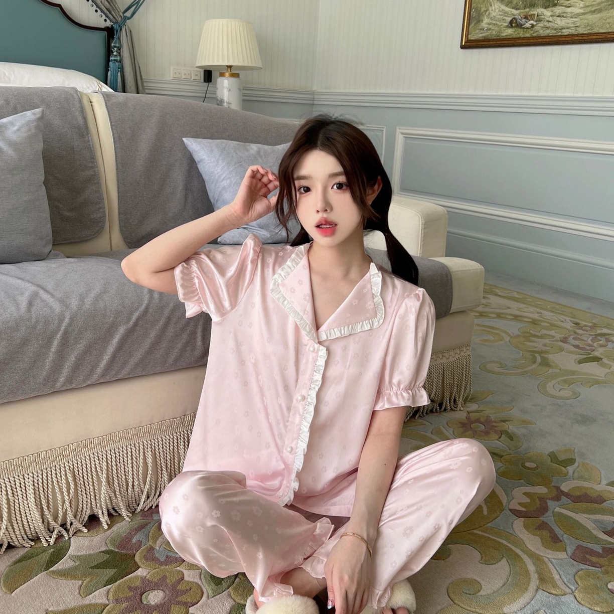 91家纺网 家纺一手货源 找家纺 （总）妍景家居生活馆 2025新款冰雪丝木耳边花朵套装