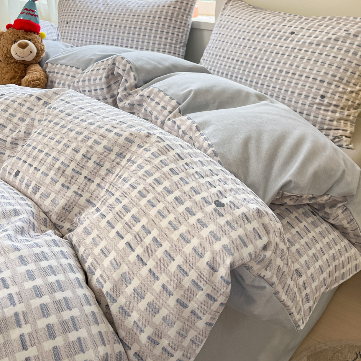 91家纺网 家纺一手货源 找家纺 西引力 2025新款纯棉磨毛数码印花单品四件套 简爱