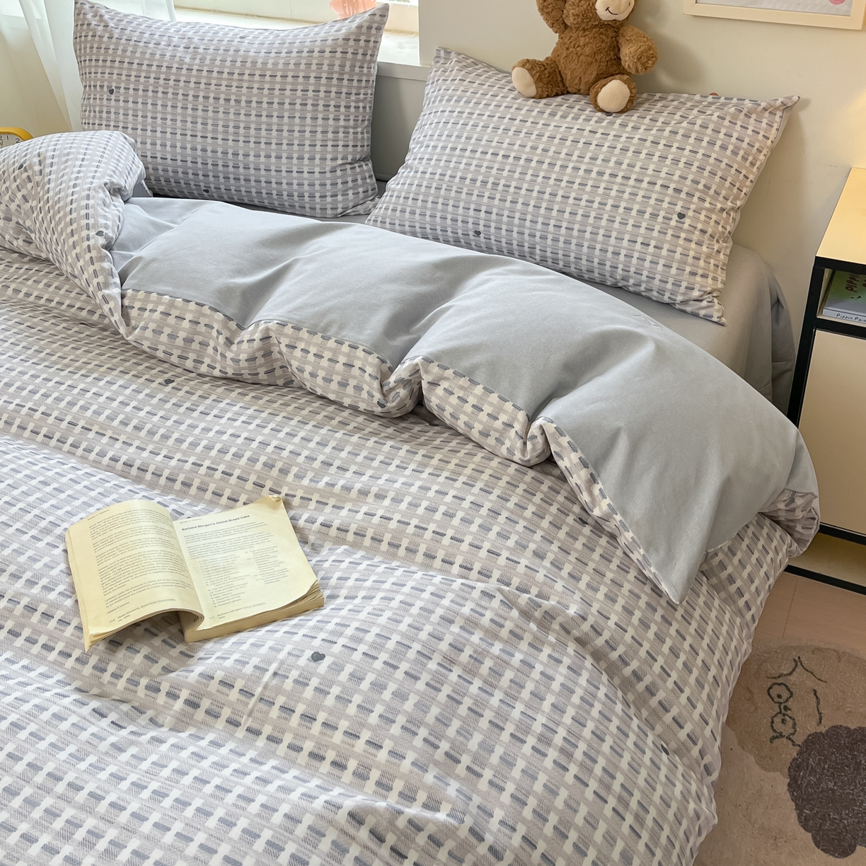 91家纺网 家纺一手货源 找家纺 西引力 2025新款纯棉磨毛数码印花单品四件套 简爱