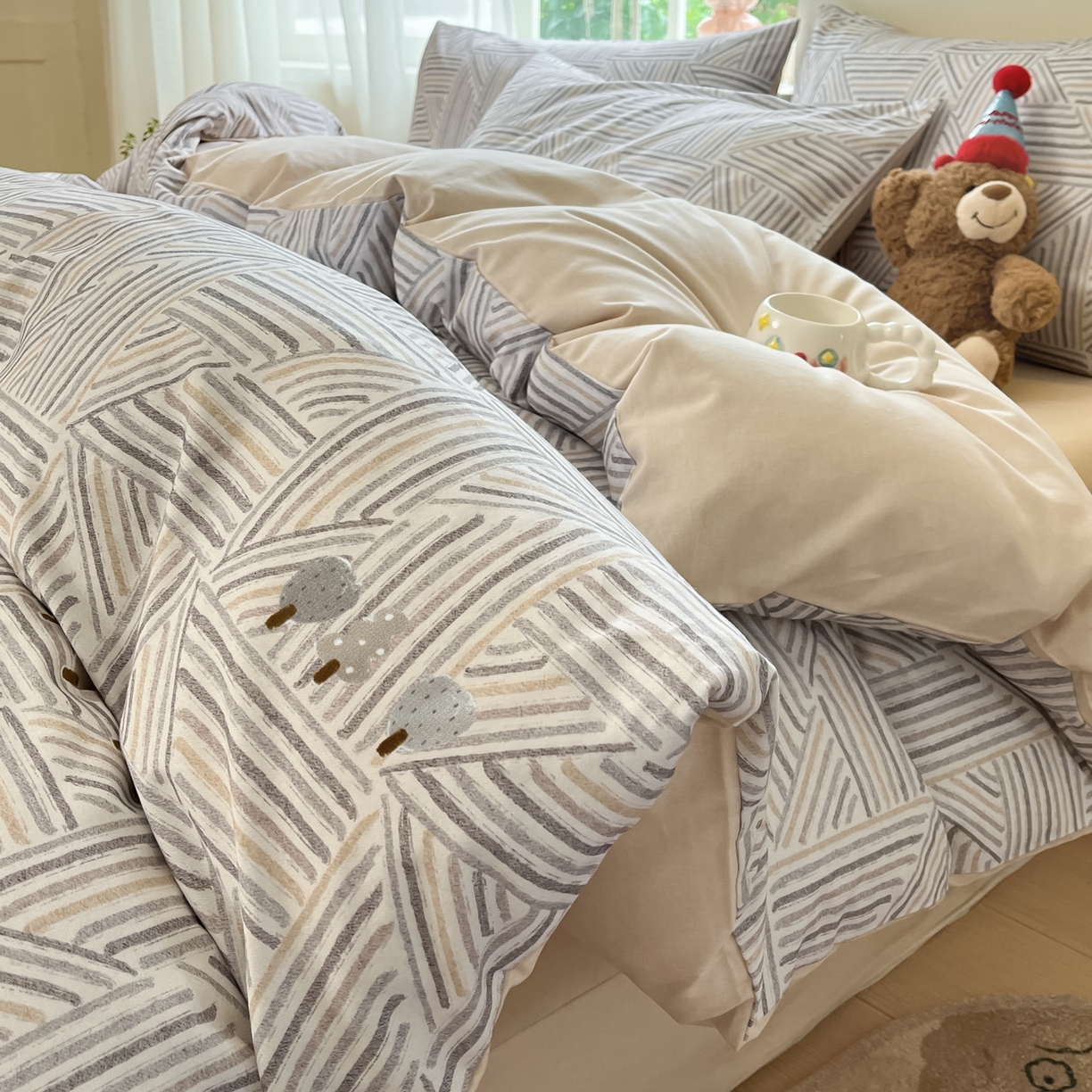 西引力 2025新款纯棉磨毛数码印花单品四件套 平行线