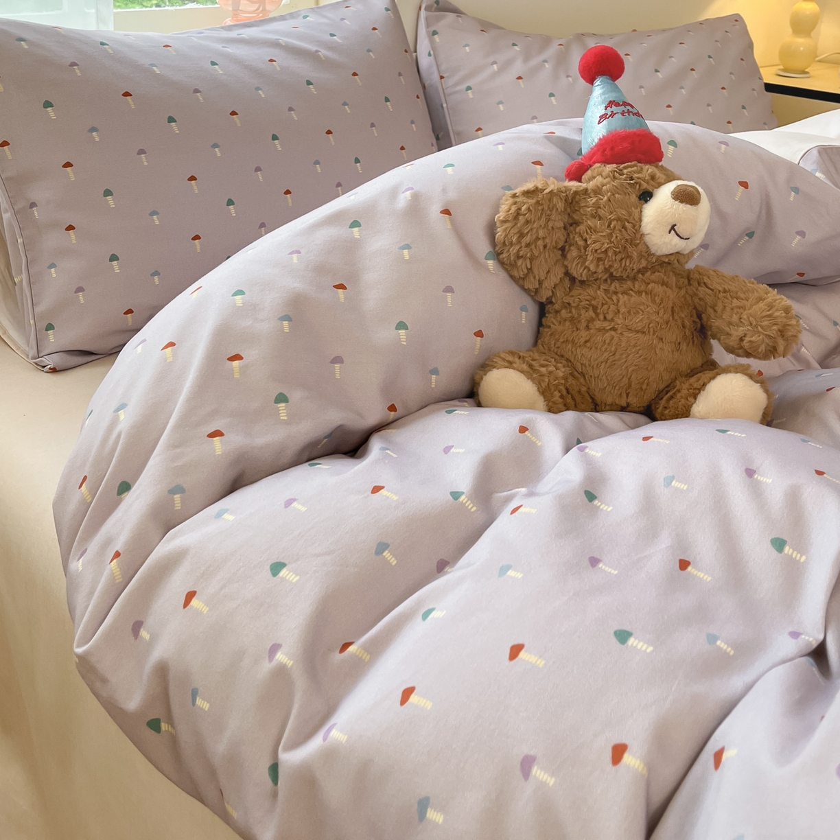 91家纺网 家纺一手货源 找家纺 西引力 2025新款纯棉磨毛数码印花单品四件套 小蘑菇