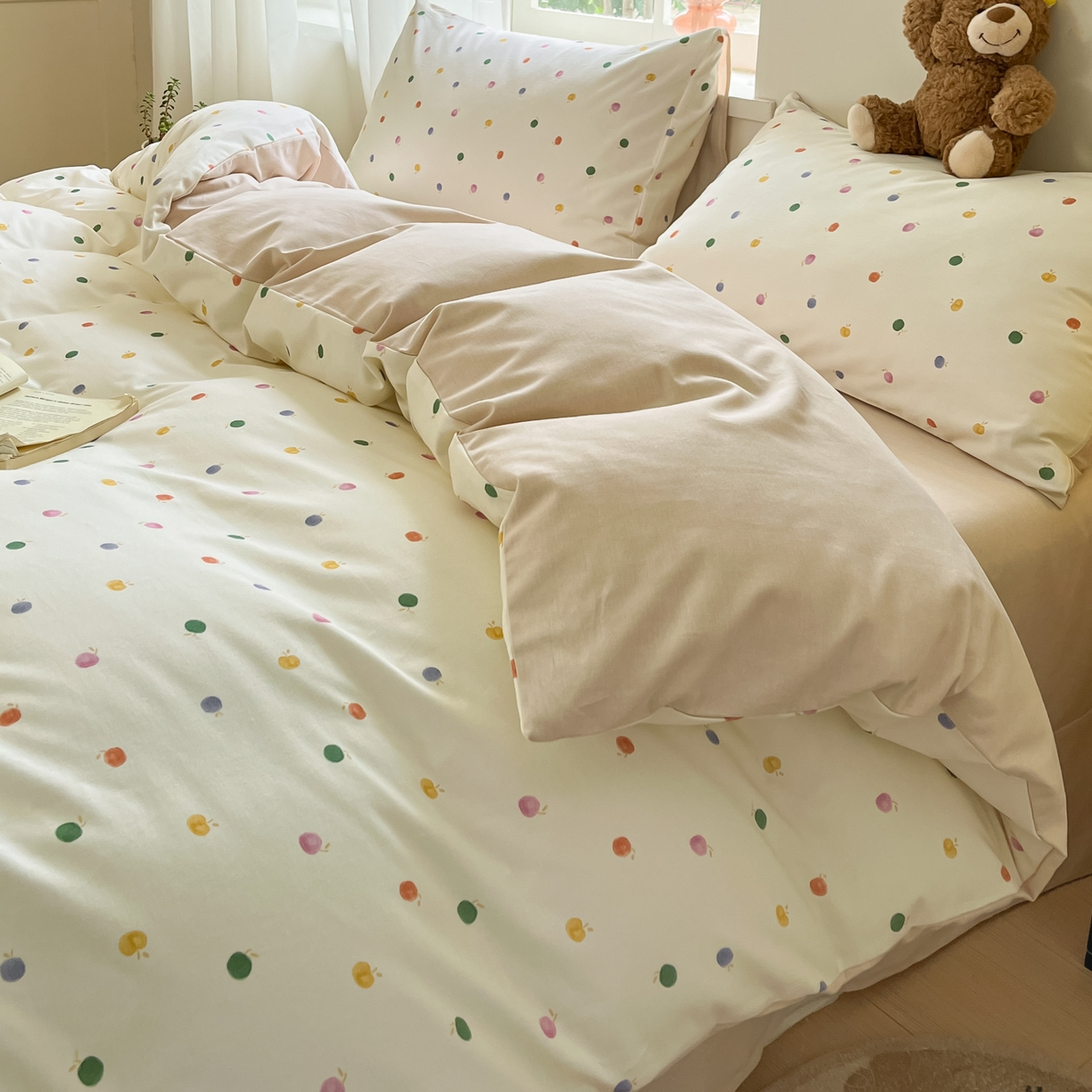 91家纺网 家纺一手货源 找家纺 西引力 2025新款纯棉磨毛数码印花单品四件套 小苹果