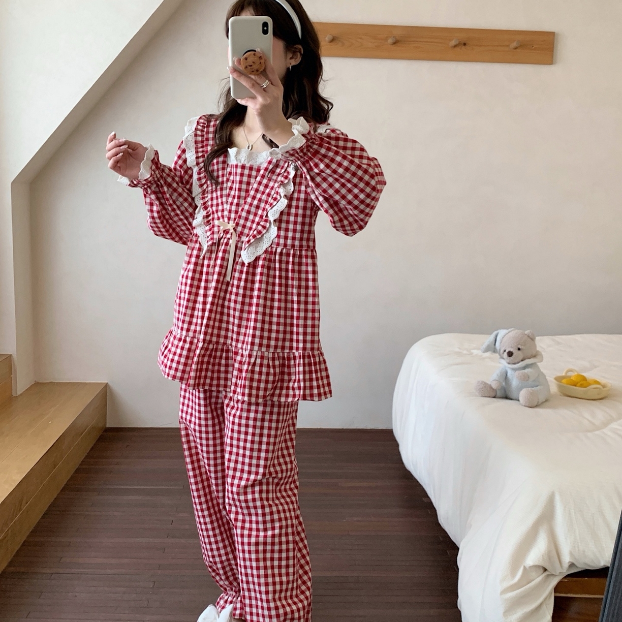 91家纺网 家纺一手货源 找家纺 妍景家居生活馆 2025新款蕾丝花边格子 红色