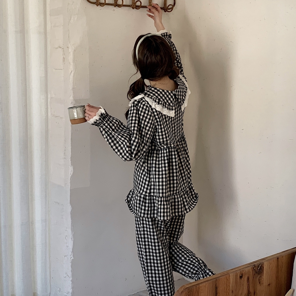 91家纺网 家纺一手货源 找家纺 妍景家居生活馆 2025新款蕾丝花边格子 黑色