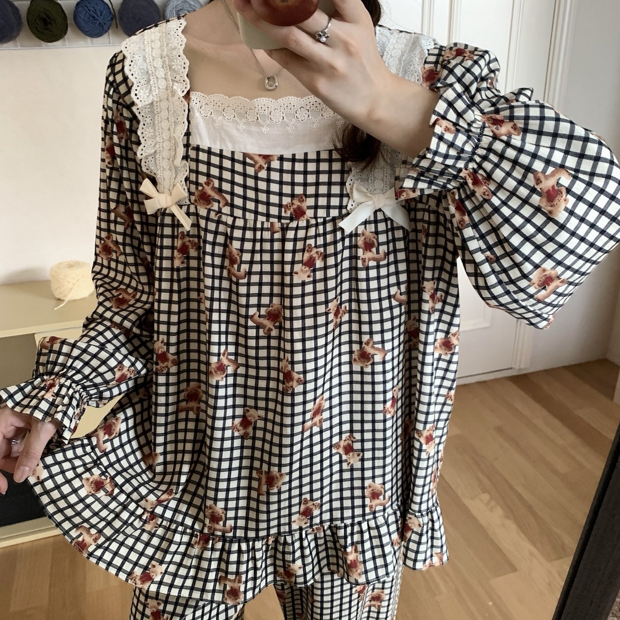 91家纺网 家纺一手货源 找家纺 妍景家居生活馆 2025新款荷叶边印花小熊 咖色