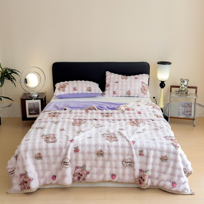 91家纺网 家纺一手货源 找家纺 摩妮卡 2025新款热款直播600克大泡泡兔毛复合毛毯牛奶绒 小乖乖