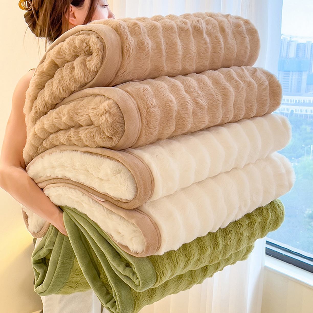 摩妮卡 2025新款热款直播600克大泡泡兔毛复合毛毯牛奶绒 组合图