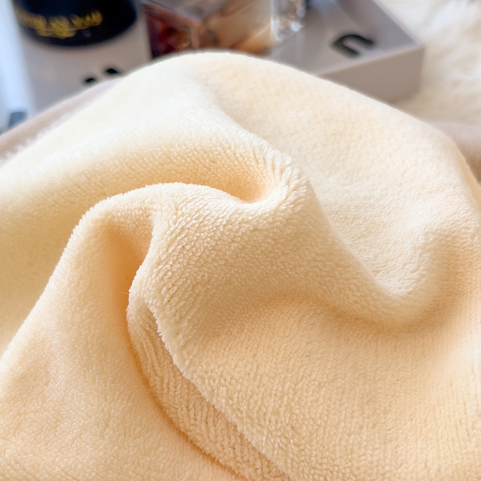 91家纺网 家纺一手货源 找家纺 摩妮卡 2025新款热款直播600克大泡泡兔毛复合毛毯牛奶绒 轻纱漫舞