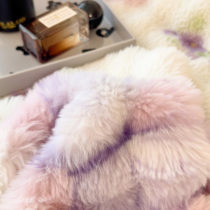 91家纺网 家纺一手货源 找家纺 摩妮卡 2025新款热款直播600克大泡泡兔毛复合毛毯牛奶绒 花园蝴蝶