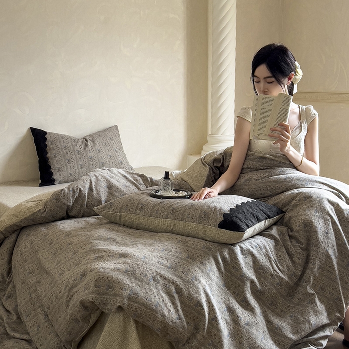 91家纺网 家纺一手货源 找家纺 繁花家居 2025秋冬磨毛复古亚麻棉麻提花超软四件套 古纹雅韵