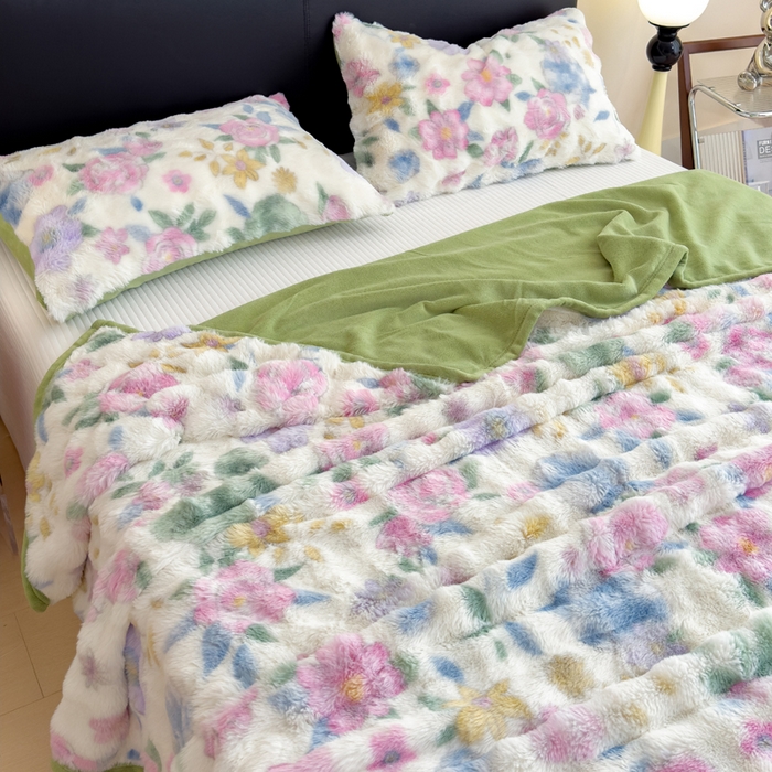 91家纺网 家纺一手货源 找家纺 摩妮卡 2025新款热款直播600克大泡泡兔毛复合毛毯牛奶绒 乱花迷境