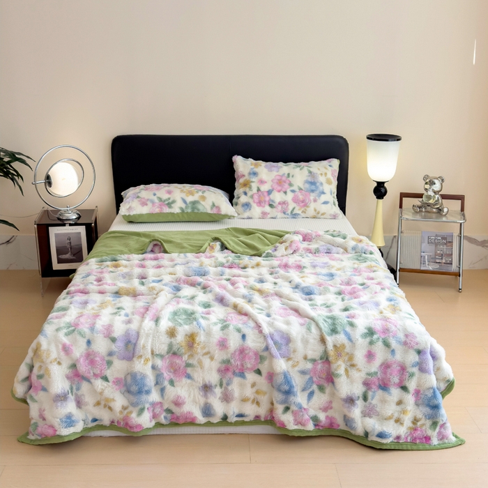 91家纺网 家纺一手货源 找家纺 摩妮卡 2025新款热款直播600克大泡泡兔毛复合毛毯牛奶绒 乱花迷境