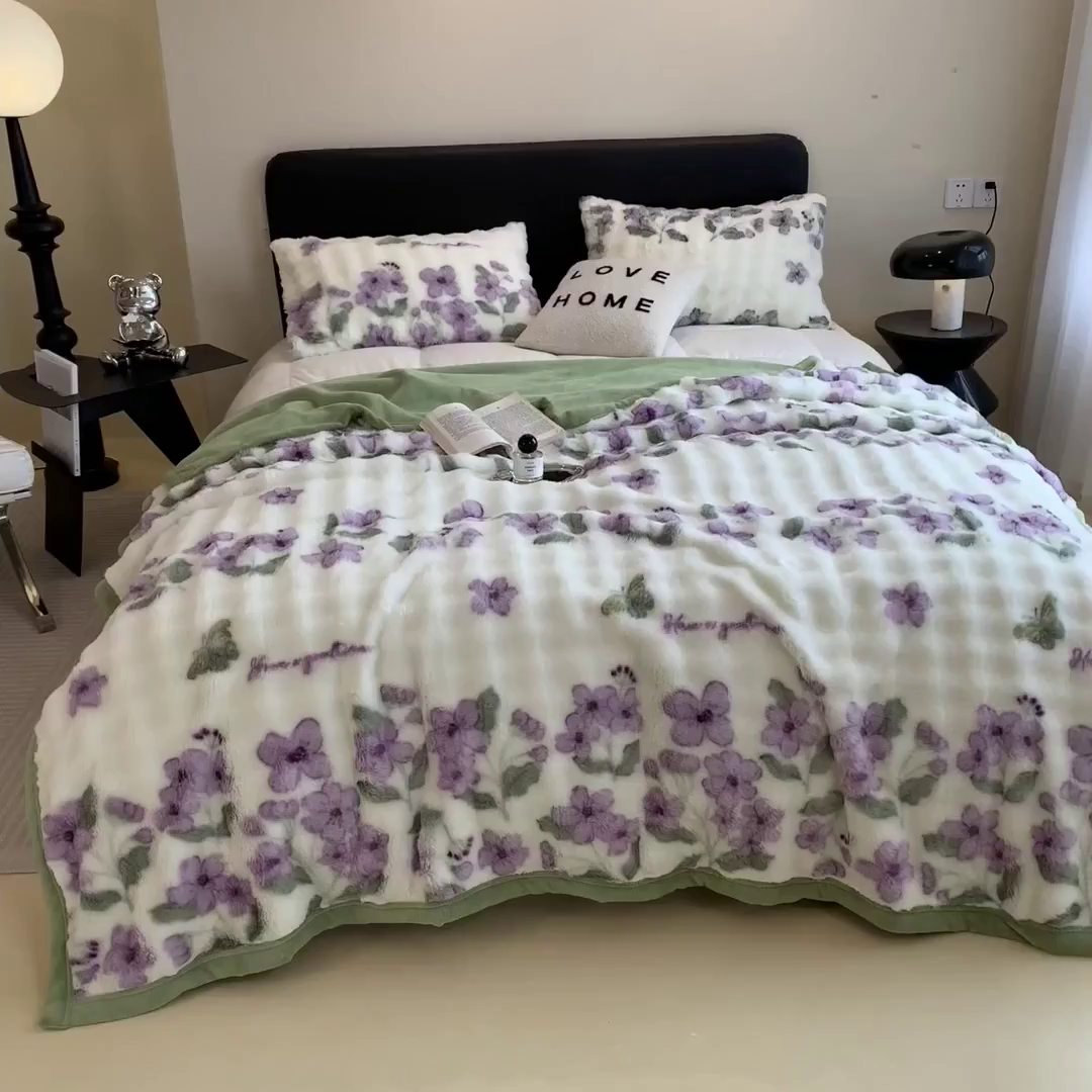 91家纺网 家纺一手货源 找家纺 摩妮卡 2025新款热款直播600克大泡泡兔毛复合毛毯牛奶绒 花园蝴蝶