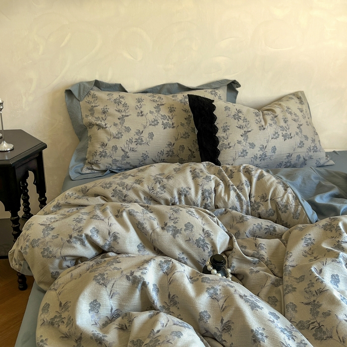 91家纺网 家纺一手货源 找家纺 繁花家居 2025秋冬磨毛复古亚麻棉麻提花超软四件套 灰影花吟