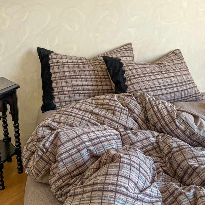 91家纺网 家纺一手货源 找家纺 繁花家居 2025秋冬磨毛复古亚麻棉麻提花超软四件套 暖棕格纹