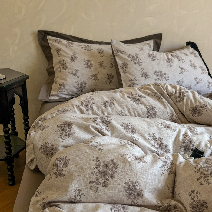 91家纺网 家纺一手货源 找家纺 繁花家居 2025秋冬磨毛复古亚麻棉麻提花超软四件套 素锦花漾