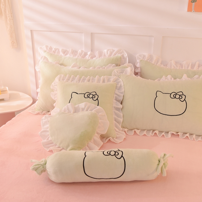 91家纺网 家纺一手货源 找家纺 绒世界 2025新款高端牛奶绒卡通刺绣牛奶绒四件套 美美猫-抹茶拼粉