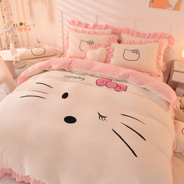 91家纺网 家纺一手货源 找家纺 绒世界 2025新款高端牛奶绒卡通刺绣牛奶绒四件套 美美猫-芝士粉