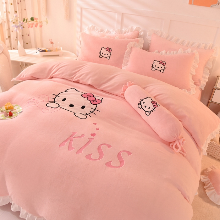 91家纺网 家纺一手货源 找家纺 绒世界 2025新款高端牛奶绒卡通刺绣牛奶绒四件套 kiss猫-粉