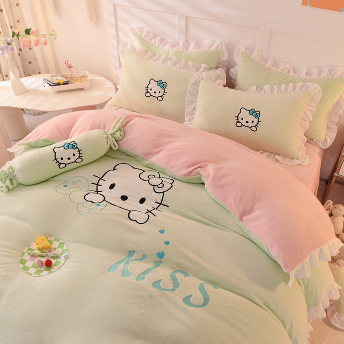 91家纺网 家纺一手货源 找家纺 绒世界 2025新款高端牛奶绒卡通刺绣牛奶绒四件套 kiss猫-抹茶拼粉