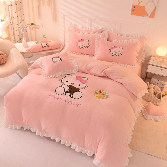 91家纺网 家纺一手货源 找家纺 绒世界 2025新款高端牛奶绒卡通刺绣牛奶绒四件套 可爱猫-粉